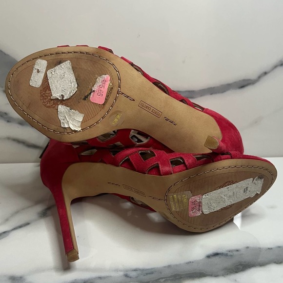 Vince Camuto | Red Leather Back Zip Tatianna Heels Sz 8.5 - Picture 8 of 8